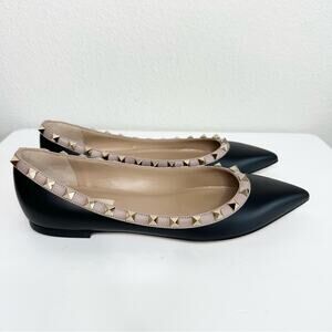 VALENTINO GARAVANI Rockstud Black Flats Size 37.5 Pointed Toe Two Tone